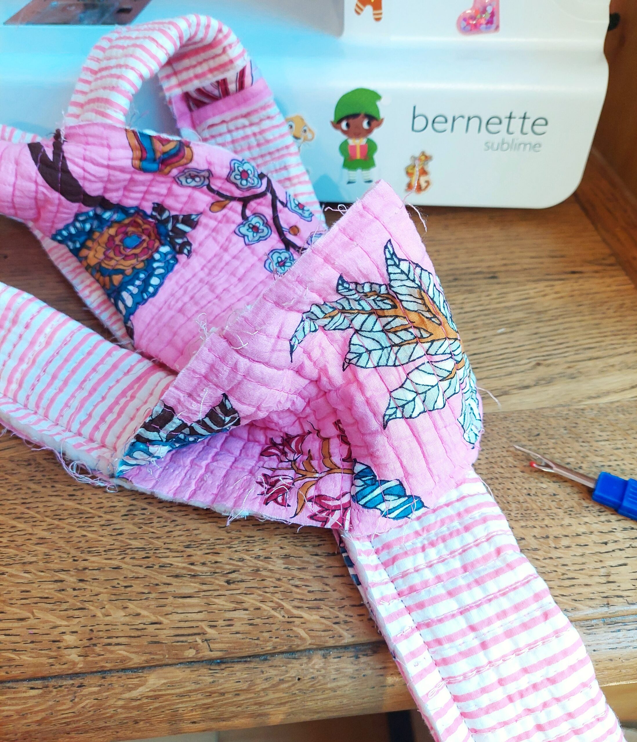 Montage de la ceinture avant d'être retournée sur l'endroit